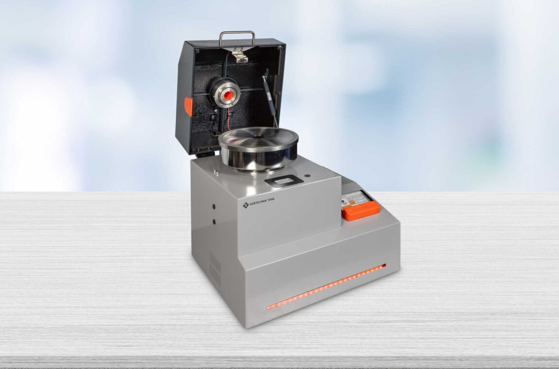 Eine Universal-Labormühle mit integriertem Zyklonabscheider und Probenauffangflasche.